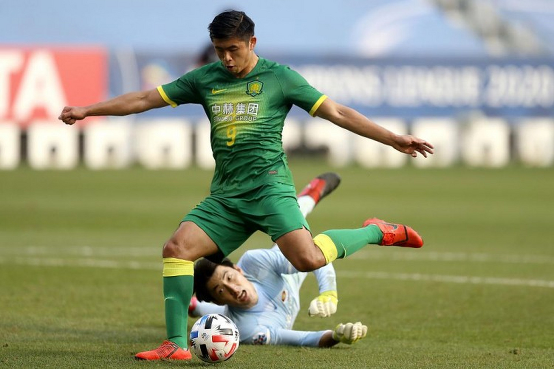 包含亚冠赛程吃紧；辽宁本钢赛后豪取连胜；态度坚定；轮换策略成焦点的词条